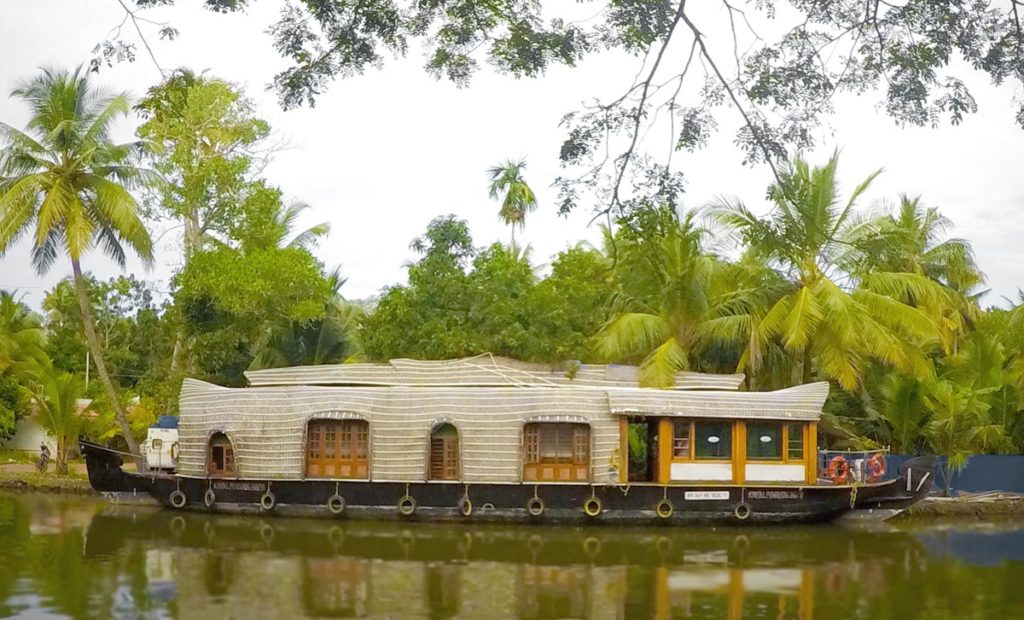voyage-kerala-inde-backwater-peniche-decouverte-ballade-ruisseaux-activite-tourisme