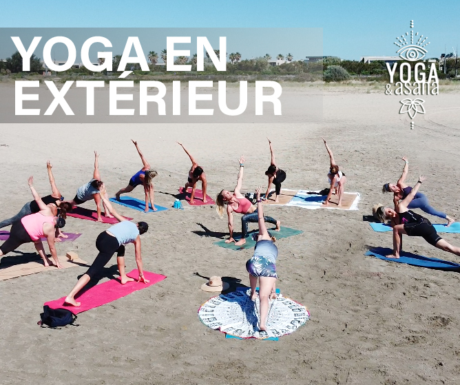 yoga et asana à Sète cours collectif de yoga sur le sable au bord de la mer à villeroy